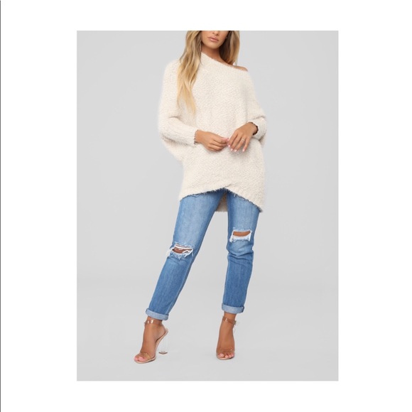 Zara Sweaters - Beautiful fuzzy sweater.